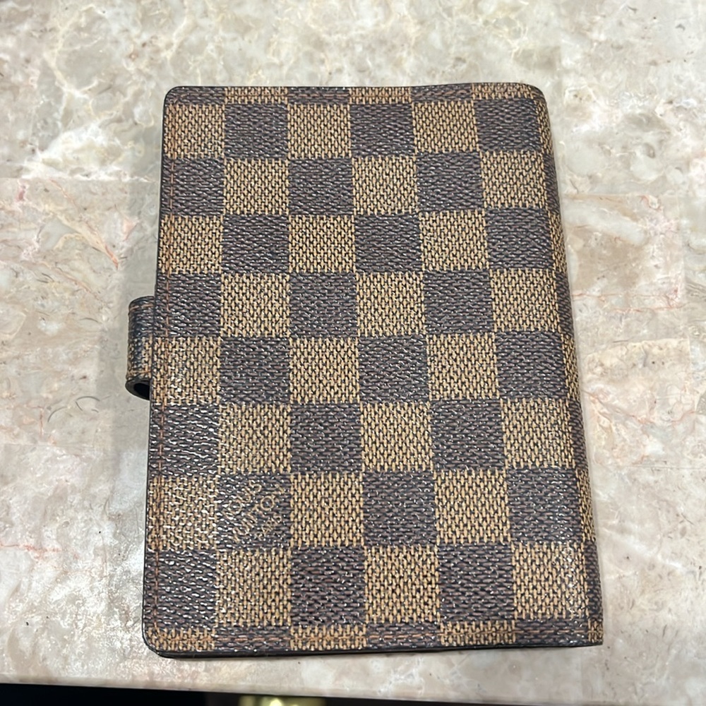 Louis Vuitton PM Agenda - Picture 7 of 7